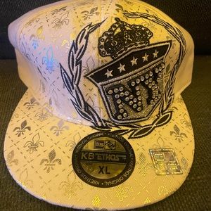NY fitted “diamond” encrusted hat